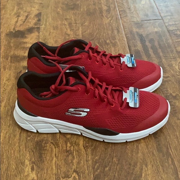 skechers size 10